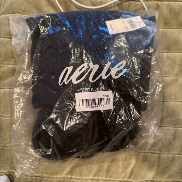 Aerie Black Ribbed One Piece Swimsuit - Picture 2 of 3